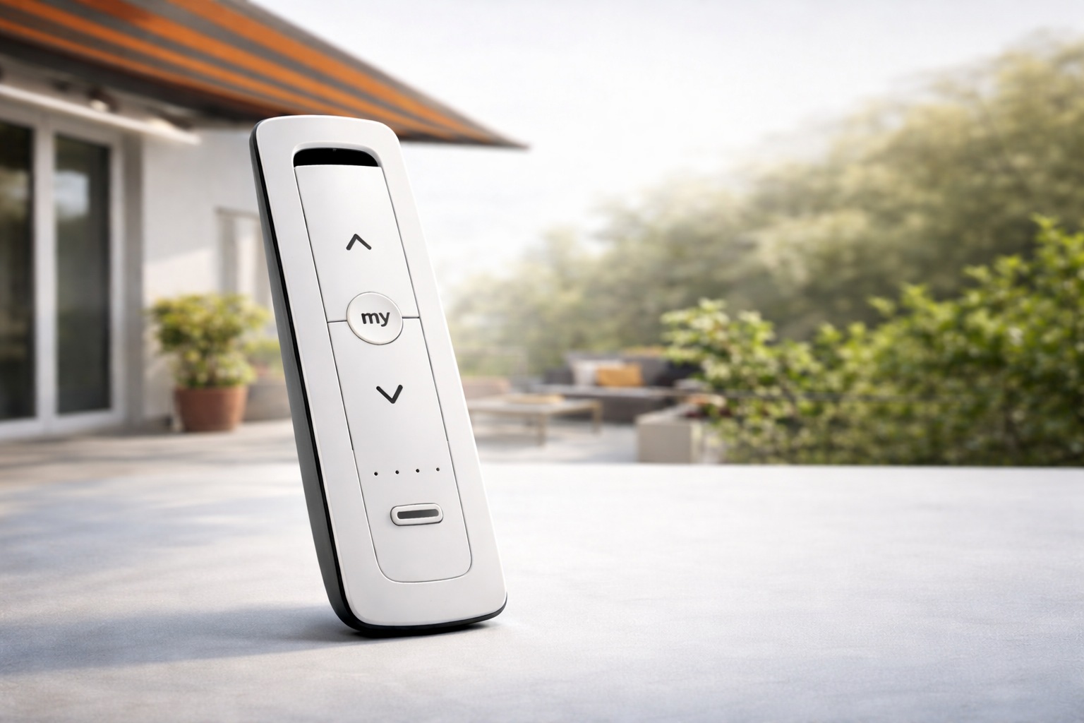 Detail Foto von Somfy Funk Fernbedienung für Markisen